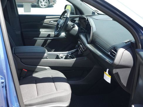 New 2026 Chevrolet Traverse LT w/ Midnight/Sport Edition FWD image 29