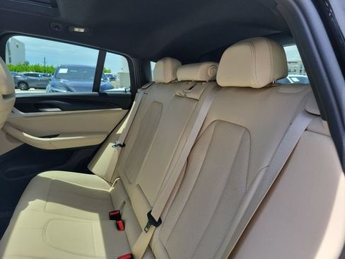 Used 2022 BMW X4 xDrive30i w/ M Sport Package 2 AWD/4WD image 12