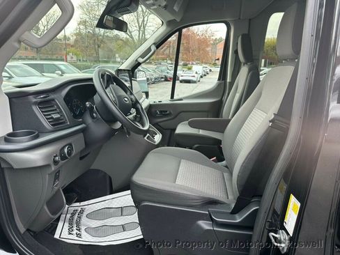 Used 2024 Ford Transit 350 XLT image 9