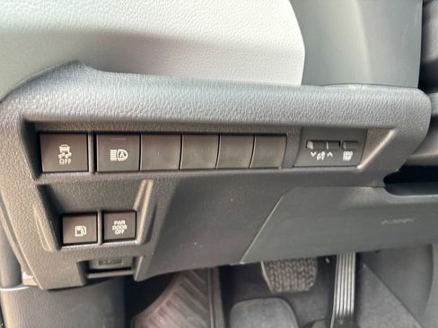 New 2026 Toyota Sienna XLE image 43