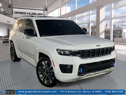 Used 2024 Jeep Grand Cherokee Overland w/ Luxury Tech Group IV image 3