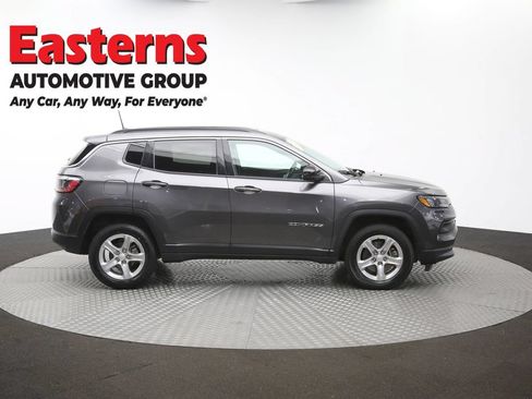 Used 2024 Jeep Compass Latitude AWD/4WD image 41