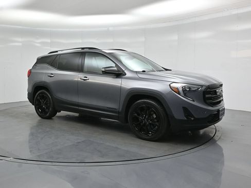 Used 2020 GMC Terrain SLT w/ Preferred Package FWD image 25