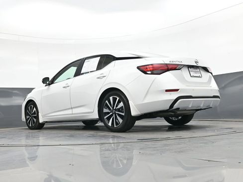 Used 2025 Nissan Sentra SV w/ SV Premium Package FWD image 43