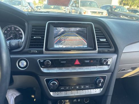 Used 2019 Hyundai Sonata SEL FWD image 9