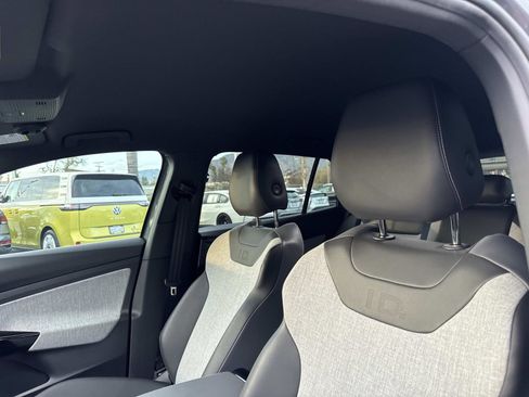 Certified 2023 Volkswagen ID.4 Pro image 14