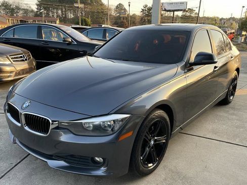 Used 2015 BMW 320i Sedan image 3