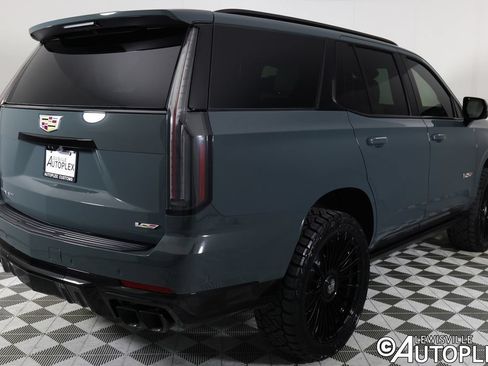 Used 2026 Cadillac Escalade V AWD/4WD image 5