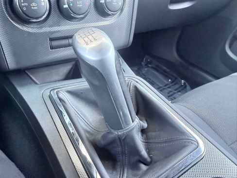 Used 2014 Dodge Challenger R/T RWD image 18