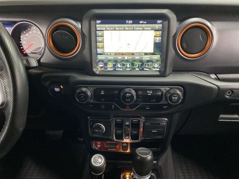 Used 2022 Jeep Gladiator Mojave w/ Trailer Tow Package image 25