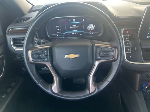 Used 2023 Chevrolet Suburban High Country AWD/4WD image 17