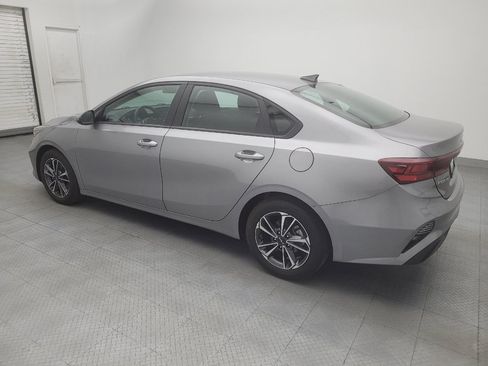 Used 2024 Kia Forte LXS FWD image 3