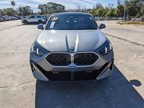 Used 2025 BMW X2 xDrive28i image 4