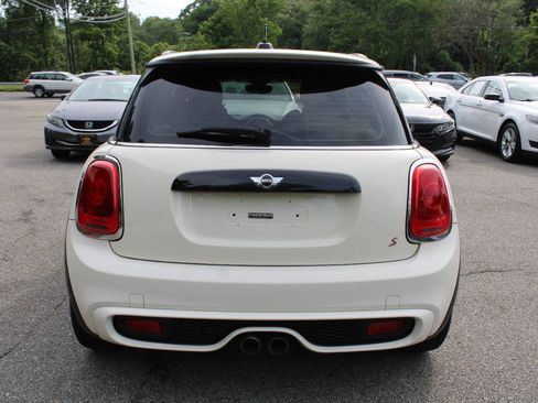 Used 2015 MINI Cooper S FWD image 9
