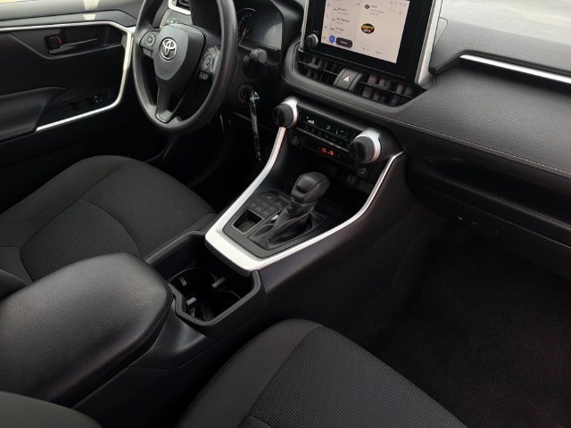 Certified 2025 Toyota RAV4 LE AWD/4WD image 17