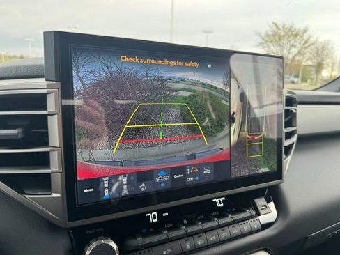 New 2026 Toyota Tundra Limited AWD/4WD image 5