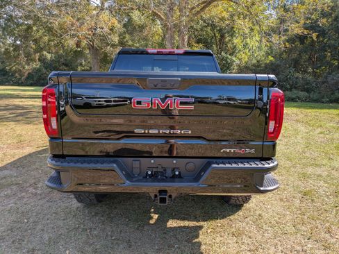 New 2026 GMC Sierra 1500 AT4X image 5