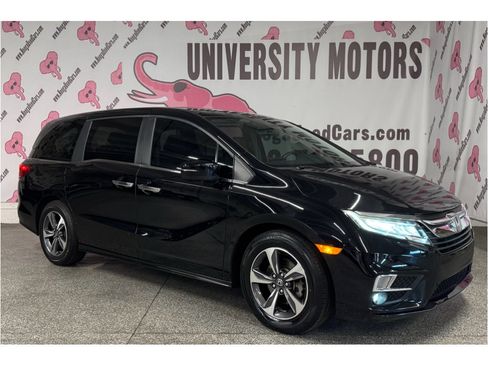 Used 2018 Honda Odyssey Touring image 3