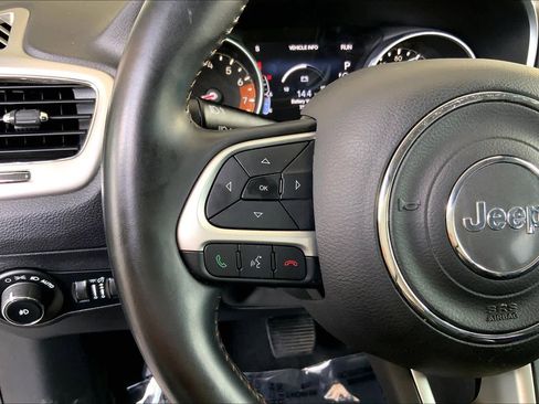 Used 2018 Jeep Compass Latitude w/ Popular Equipment Group FWD image 24