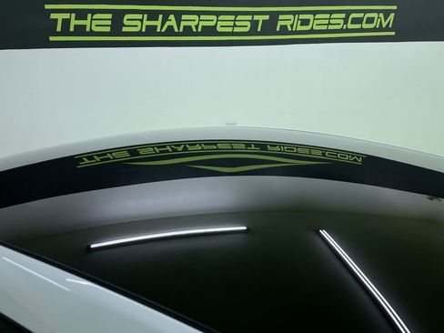 Used 2022 Tesla Model Y Long Range image 26