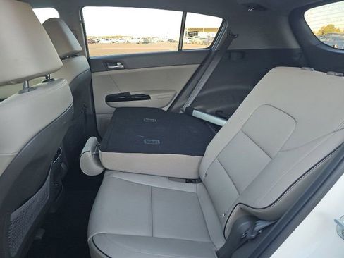 Used 2018 Kia Sportage EX image 25