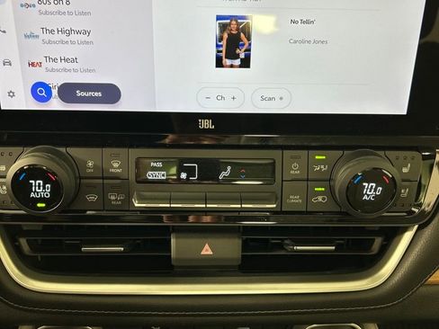 Used 2024 Toyota Grand Highlander Platinum image 21