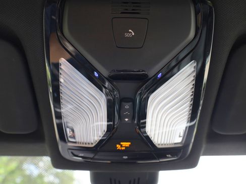Used 2020 BMW X6 xDrive40i w/ M Sport Package AWD/4WD image 17