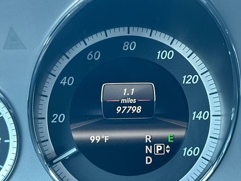 Used 2013 Mercedes-Benz E 350 Sedan image 27