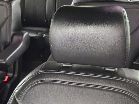 Used 2020 Ford Expedition Max Limited w/ Equipment Group 301A RWD image 27