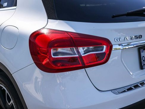 Used 2019 Mercedes-Benz GLA 250 image 9