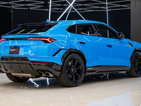 Used 2024 Lamborghini Urus Performante AWD/4WD image 13