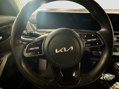 Used 2024 Kia Seltos SX AWD/4WD image 11