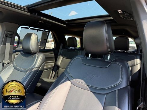 Used 2020 Ford Explorer ST w/ ST Street Pack AWD/4WD image 9