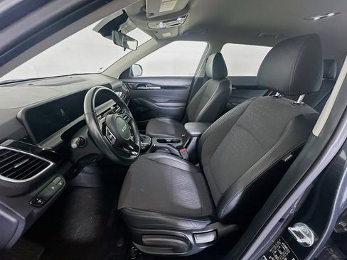 Used 2025 Kia Seltos S image 13