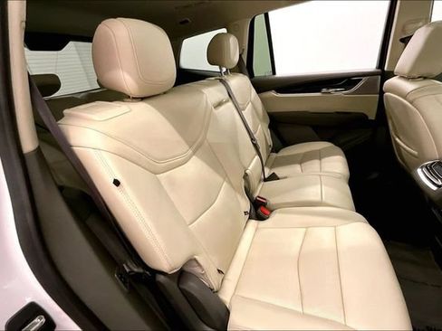 Used 2020 Cadillac XT6 Premium Luxury AWD/4WD image 25