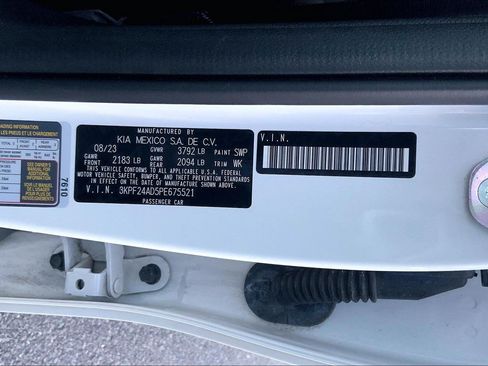 Used 2023 Kia Forte LXS w/ LXS Technology Package FWD image 33
