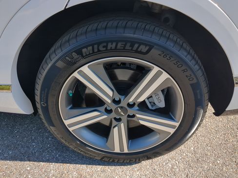 Used 2025 Genesis GV80 3.5T image 37