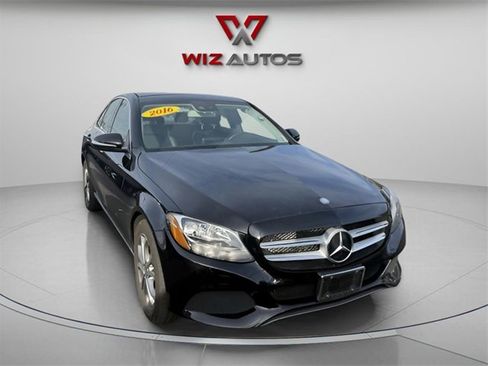 Used 2016 Mercedes-Benz C 300 4MATIC Sedan image 3