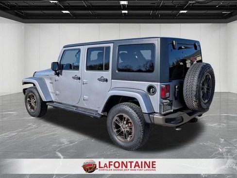 Used 2016 Jeep Wrangler Unlimited Sahara image 3