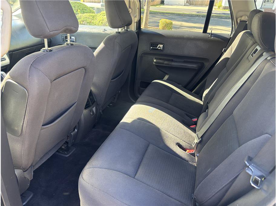 Used 2010 Ford Edge SEL FWD image 10