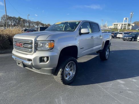 Used 2015 GMC Canyon SLE w/ All-Terrain Package image 5