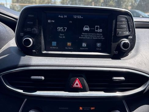 Used 2020 Hyundai Santa Fe SE AWD/4WD image 12