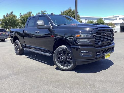 New 2026 RAM 2500 Tradesman AWD/4WD image 2
