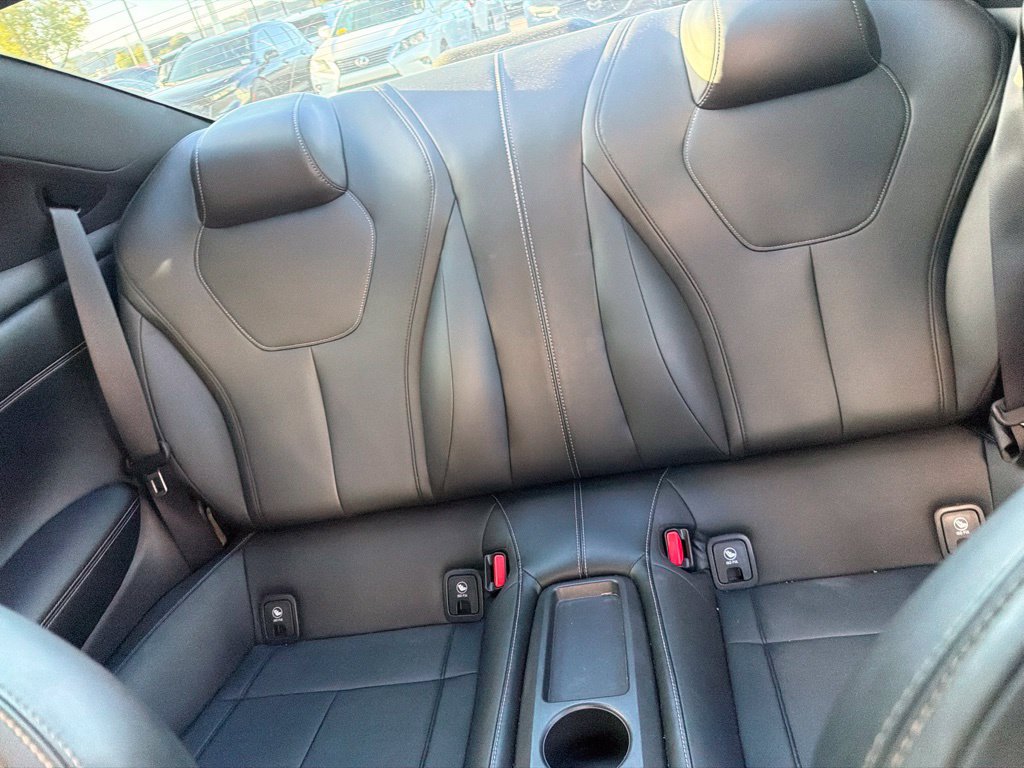 Used 2019 INFINITI Q60 3.0t Luxe w/ Cargo Package RWD image 10