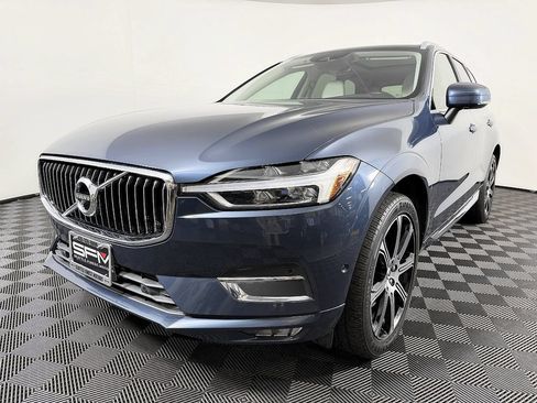 Used 2019 Volvo XC60 T5 Inscription w/ Protection Package Premier AWD/4WD image 3