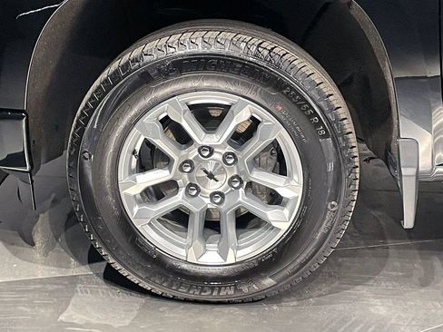 Used 2026 Chevrolet Silverado 1500 RST AWD/4WD image 16