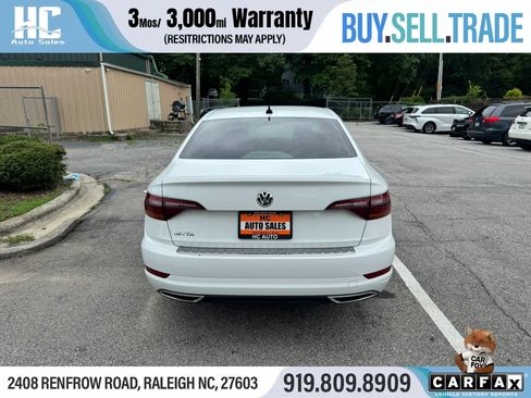 Used 2019 Volkswagen Jetta SEL Premium FWD image 4