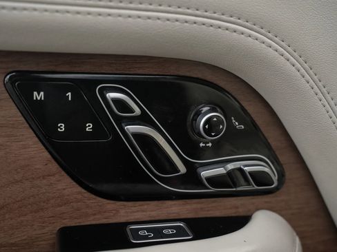 Used 2020 Land Rover Range Rover HSE image 21