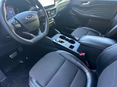 Certified 2024 Ford Escape ST-Line Select w/ Tech Pack #1 AWD/4WD image 11