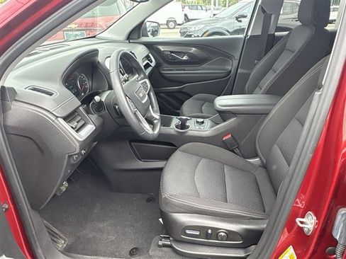 Used 2023 GMC Terrain SLE w/ Driver Convenience Package FWD image 18